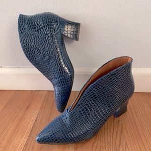 Navy Faux Crocodile Print Bootie
